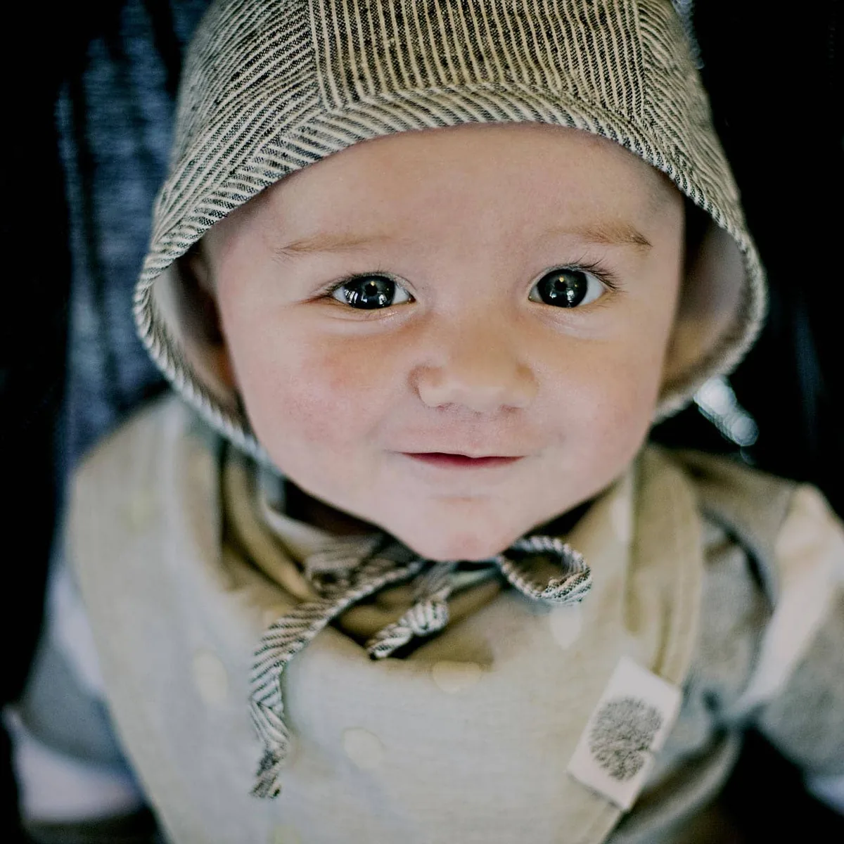 Vier gemusterte Bandana-Lätzchen von Parker Baby Co. – Bild 3
